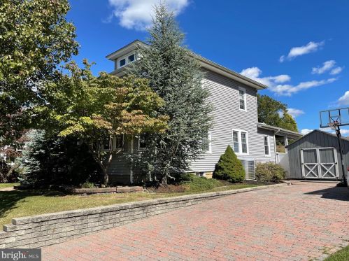 217 Lincoln Ave, West Deptford, NJ 08066-2213