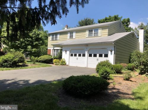 1972 Supplee Rd, Lansdale, PA 19446-5563