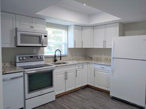 1161 Dot Dr, Altamonte Springs FL  32714-2730 exterior