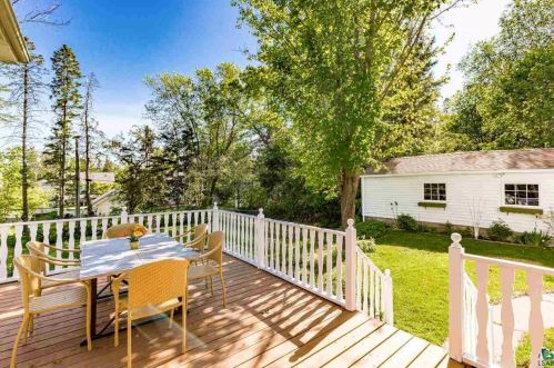 130 Laurie St, Duluth MN  55803-2417 exterior