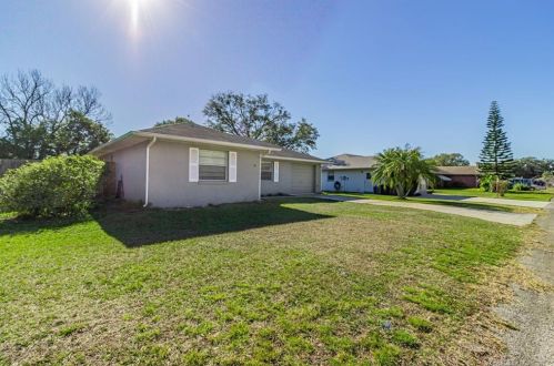 19 Cedar Dr, Davenport FL 33837-9784 exterior