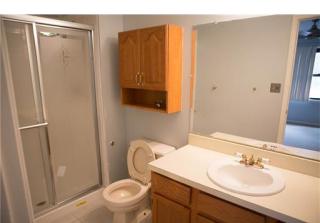 16 Obert Ct, East Brunswick NJ  08816-3581 exterior