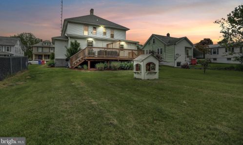 247 Madison St, Upton, PA 17225-1023