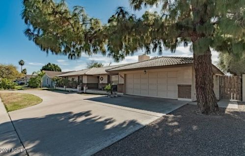1461 Ivyglen St, Mesa, AZ 85203-3352