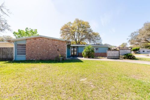 1785 Bimini St, Titusville, FL 32780-8716