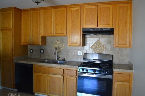 7946 Modesto Dr, Riverside, CA 92503-3059