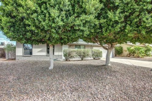 1832 Behrend Dr, Phoenix, AZ 85024-1237