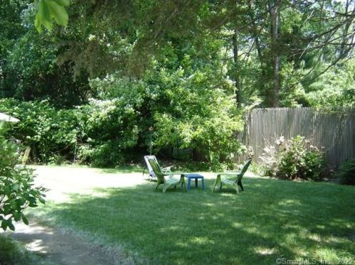 357 Main St, Westport, CT 06880-2417