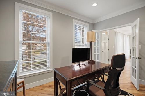 951 Rhonda Pl, Leesburg VA  20175-5632 exterior