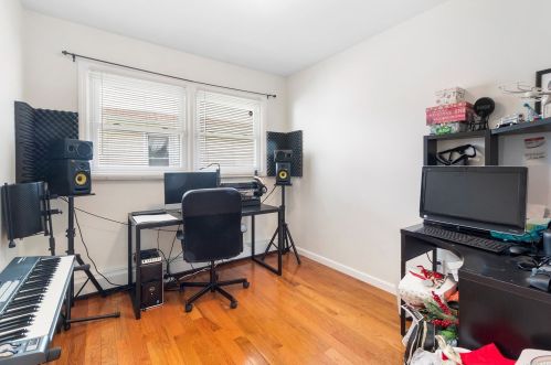 8 Newton Pl, Roosevelt NY  11575-2226 exterior