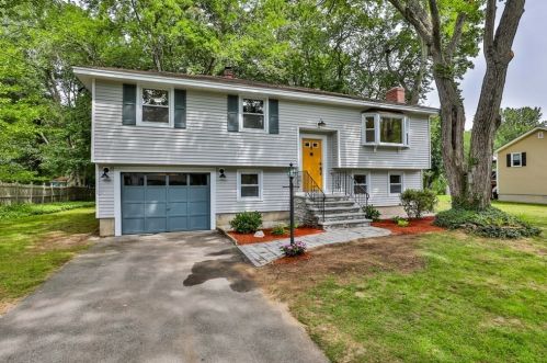 8 Justin Ave, Salem NH  03079-2319 exterior