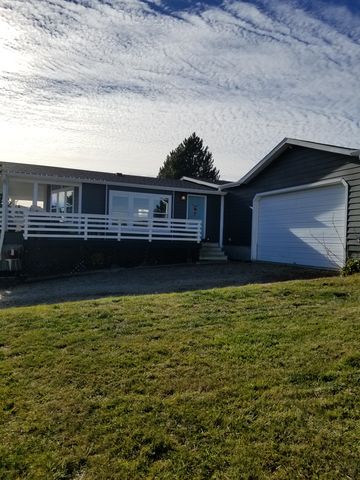 90121 Elk Rd, Valentine, NE 69201-2317