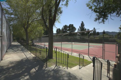809 Contada Cir, Danville CA  94526-3535 exterior