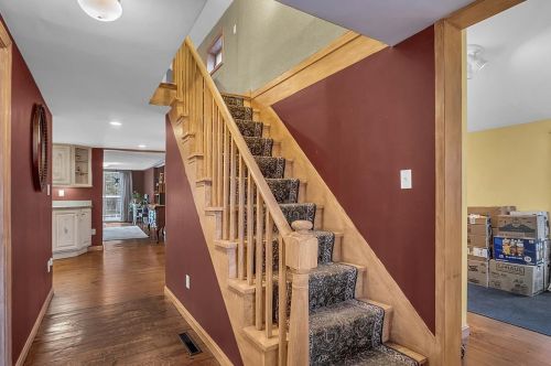 48 Mill Rd, Kingston, NH 03848-3433