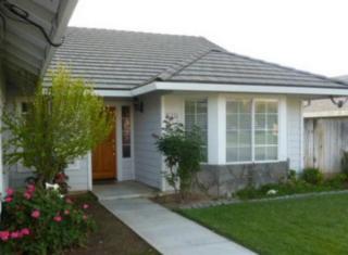 1400 El Cerro Dr, Hollister, CA 95023-6735