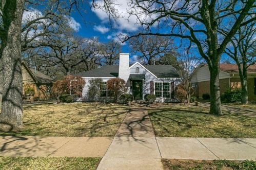2321 Primrose Ave, Fort Worth, TX 76111-1422