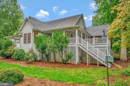 2300 Lakeview Pkwy, Locust Grove VA  22508-5317 exterior