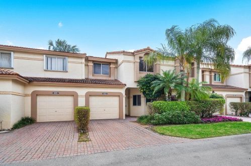 6823 Via Regina, Boca Raton FL  33433-3956 exterior