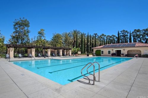 121 Blaze, Irvine CA  92618-1507 exterior