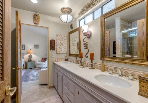 32 Lincoln Pl, Rancho Mirage CA  92270-1970 exterior