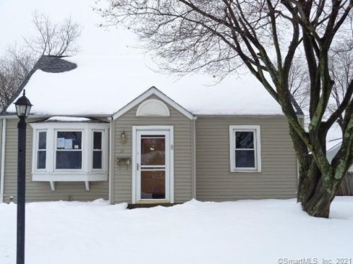 31 Morris Ave, Bristol, CT 06010-4476
