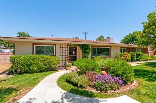 320 Lyman Ave, Covina, CA 91724-2216