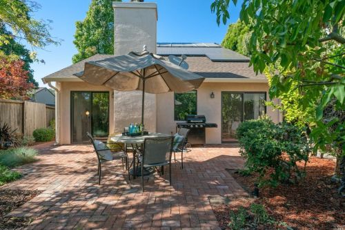 580 Willow Ct, Benicia CA  94510-1447 exterior
