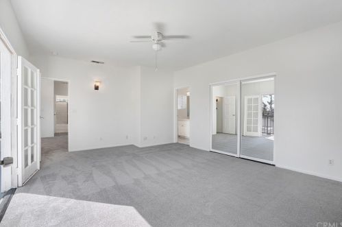 259 Loma Ave, Long Beach CA  90814-2744 exterior