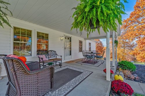 642 Marshall Heights Rd, Blairsville, PA 15717-6704