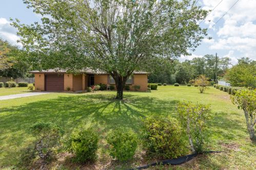 228 Lakeview Dr, Defuniak Springs, FL 32433-4057