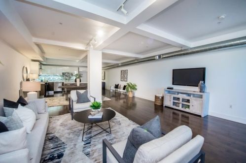 433 Pine Ave, Long Beach, CA 90802-2349