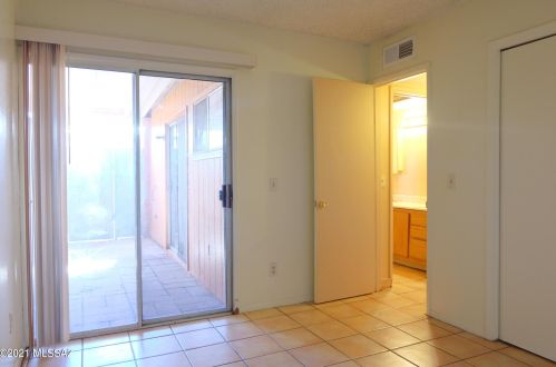 2131 Margaret Ave, Tucson AZ 85716-2722 exterior