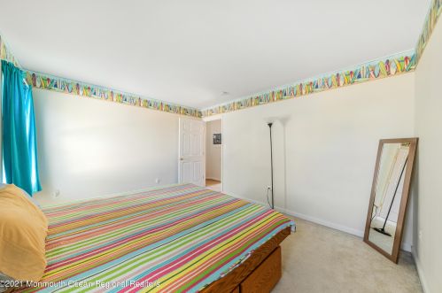 11 Vanard Dr, Bricktown NJ  08723-7426 exterior