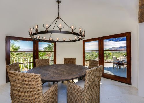 400 Camino Alturas, Palm Springs CA  92264-8996 exterior