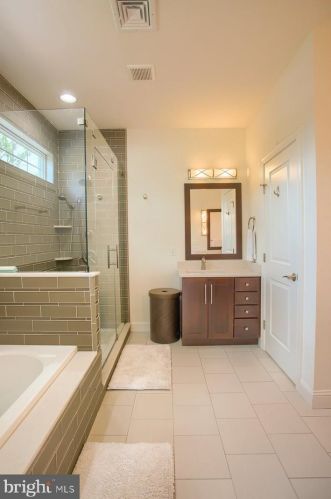 504 Sophia Cir, Hummelstown PA  17036-7089 exterior