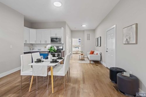 410 26th St, Union City NJ  07087-4511 exterior