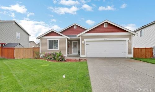 1321 Daffodil Ave, Ohop, WA 98360-7486