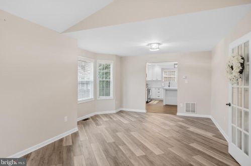 17 Hillside Ln, Berlin Boro NJ  08009-1703 exterior