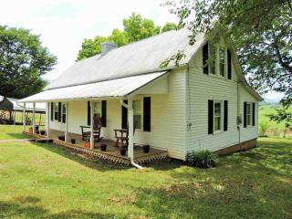 2875 Cedar Creek Rd, Greeneville, TN 37743-2566