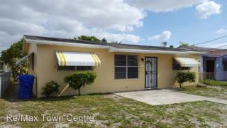 5461 24th St, Hollywood FL  33023-3152 exterior