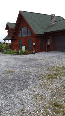 152 Old Pike Rd, Woodbury, PA 16695-9724