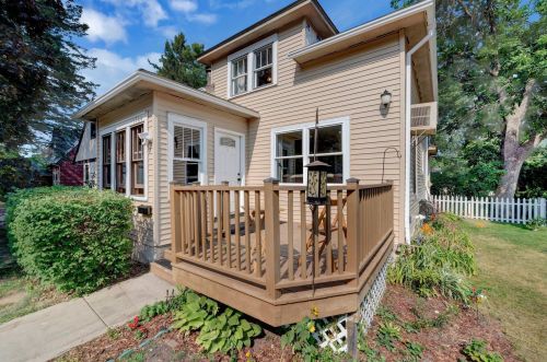 1544 Duluth St, Saint Paul, MN 55106-1114