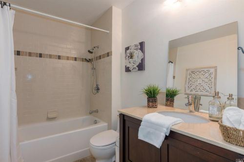 327 Steven Cir, Benicia CA  94510-1809 exterior