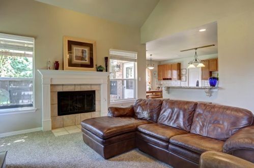 4624 Southpointe Dr, Richardson TX  75082-3857 exterior