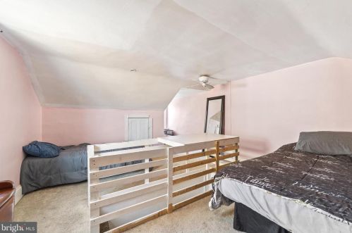 33 Mcclellan Ave, Trenton NJ 08610-6050 exterior