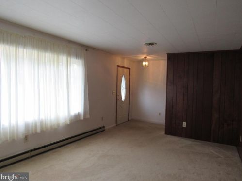 12007 Laurel Rd, Laurel DE  19956-3538 exterior