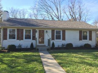 3627 Temple Dr, Lexington, KY 40517-1554