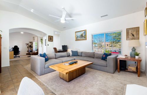 67761 Rio Vista Dr, Cathedral City CA  92234-8636 exterior