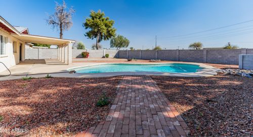 4715 Lupine Ave, Glendale, AZ 85304-2811