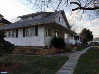 515 Clements Bridge Rd, Barrington, NJ 08007-1811